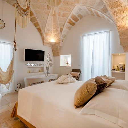 Apulia Charming Suites - Casa Rossa Suite Perla E Suite Corallo Savelletri Екстер'єр фото