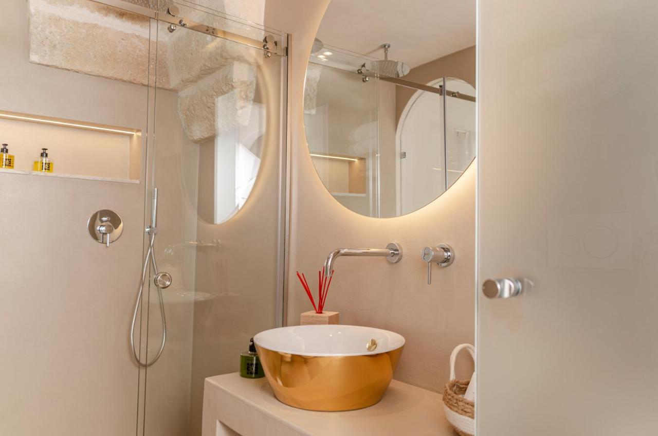 Apulia Charming Suites - Casa Rossa Suite Perla E Suite Corallo Savelletri Екстер'єр фото