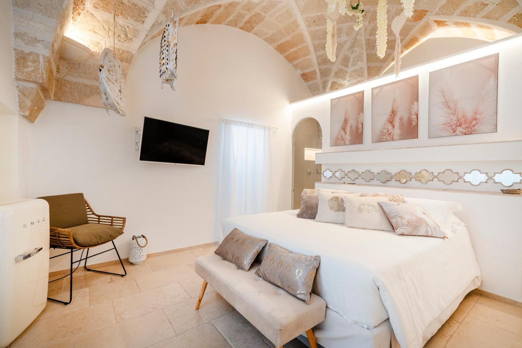 Apulia Charming Suites - Casa Rossa Suite Perla E Suite Corallo Savelletri Екстер'єр фото